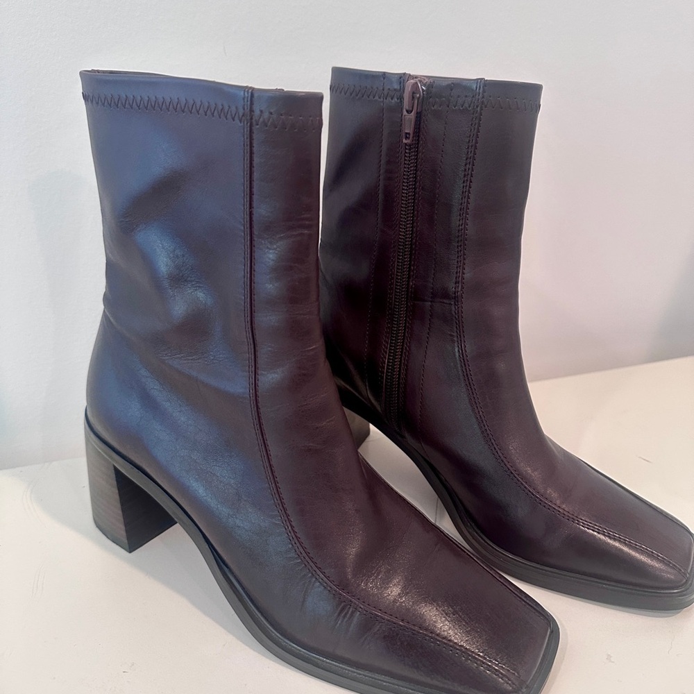 Tony Bianco Dusty Choc Como size 6 - Picture 2 of 6